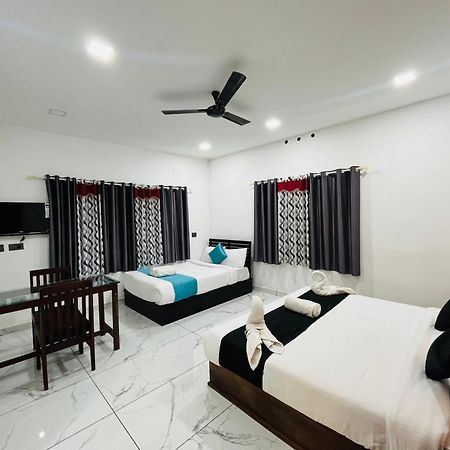 Hotel The Mountcourt Munnar Exteriér fotografie
